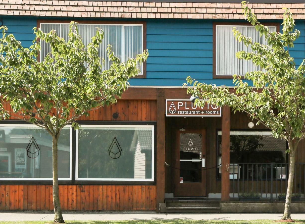 Pluvio Restaurant And Rooms Ucluelet Exteriör bild